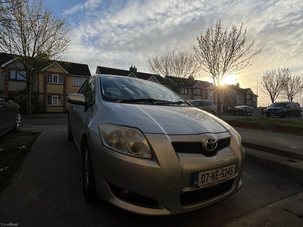 Toyota Auris Hatchback, Petrol, 2007, Silver