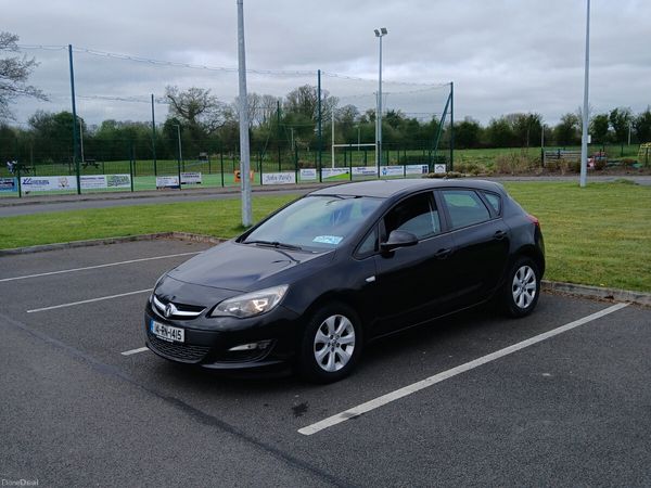 Vauxhall Astra Hatchback, Diesel, 2014, Black