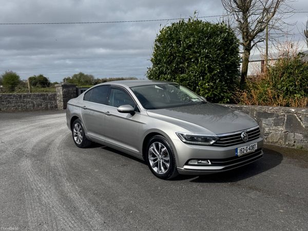 Volkswagen Passat Saloon, Petrol, 2015, Grey