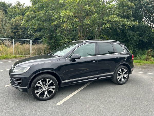 Volkswagen Touareg SUV, Diesel, 2015, Black