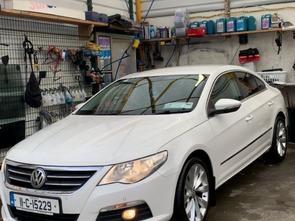 Volkswagen Passat Coupe, Diesel, 2011, White