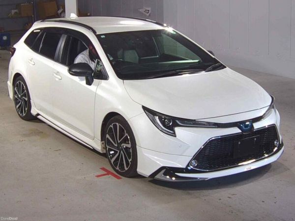 Toyota Corolla Estate, Petrol Hybrid, 2020, White