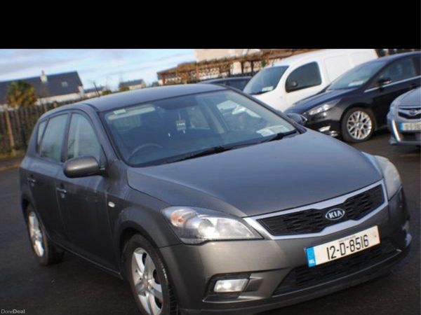 Kia Ceed MPV, Diesel, 2012, Silver