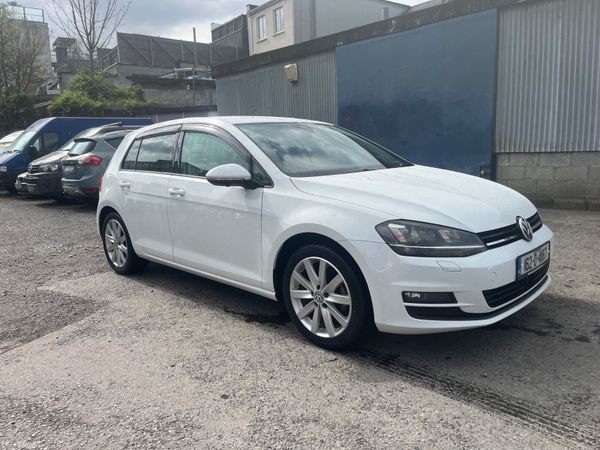Volkswagen Golf Hatchback, Petrol, 2016, White