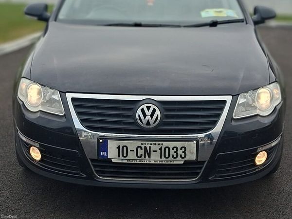 Volkswagen Passat Saloon, Diesel, 2010, Black