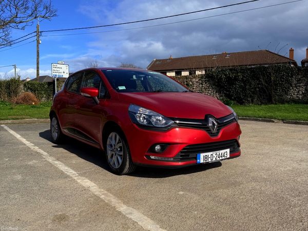 Renault Clio Hatchback, Petrol, 2018, Red
