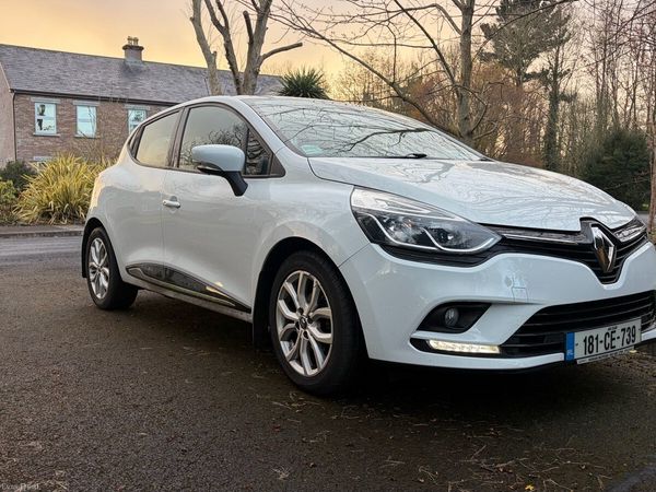 Renault Clio Hatchback, Petrol, 2018, White