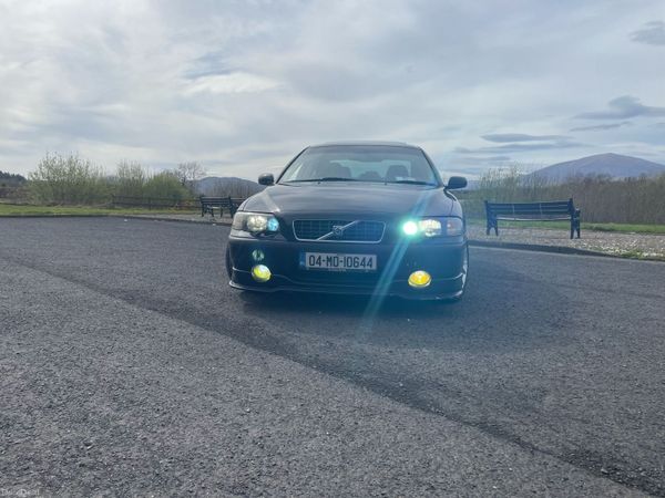 Volvo S60 Saloon, Petrol, 2004, Black