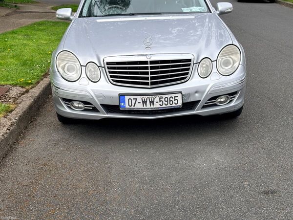 Mercedes-Benz E-Class Saloon, Petrol, 2007, Silver