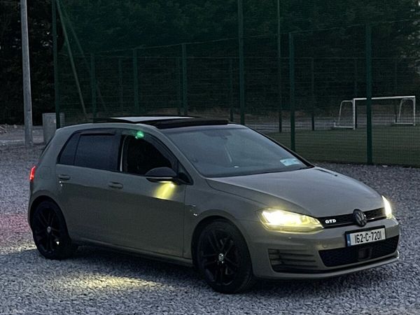 Volkswagen Golf Hatchback, Diesel, 2016, White