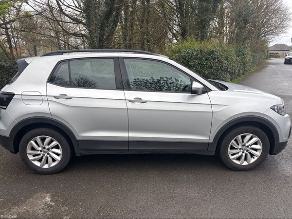 Volkswagen T-Cross Estate/Jeep, Petrol, 2019, Grey