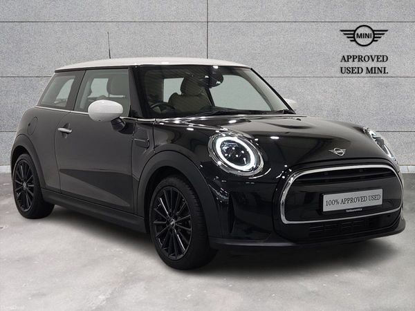 Mini Cooper Hatchback, Petrol, 2024, Black