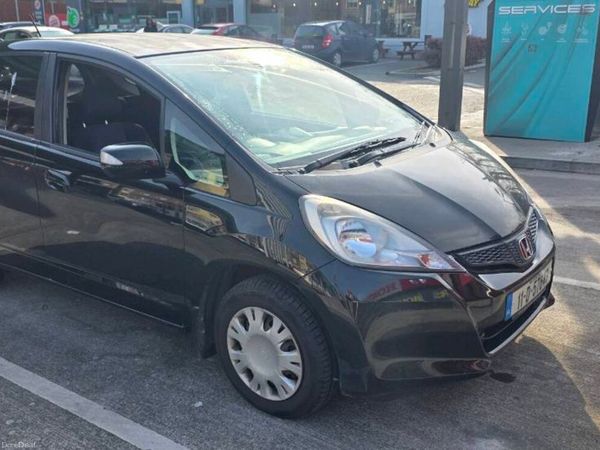 Honda Fit Hatchback, Petrol, 2011, Black