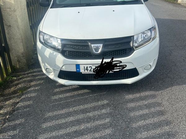 Dacia Sandero Hatchback, Petrol, 2014, White