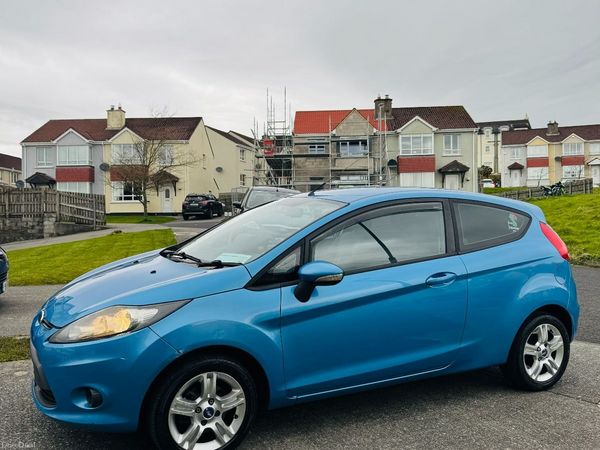 Ford Fiesta Hatchback, Petrol, 2009, Blue
