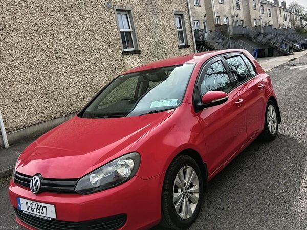 Volkswagen Golf Hatchback, Diesel, 2011, Red
