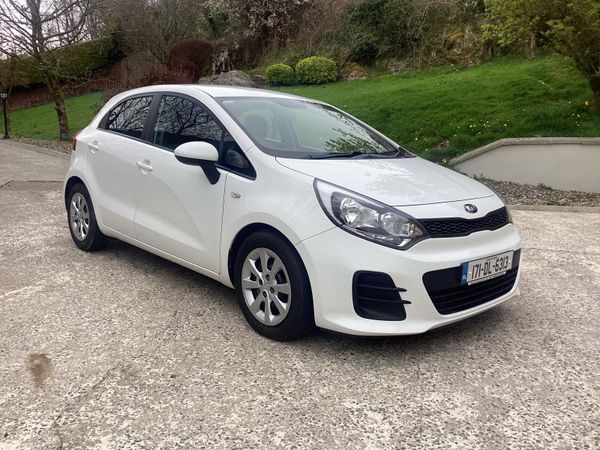 Kia Rio Hatchback, Petrol, 2016, White