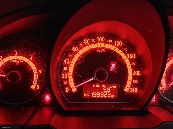 Kia Ceed MPV, Diesel, 2012, Silver