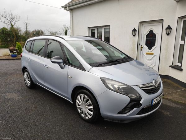 Vauxhall Zafira MPV, Diesel, 2015, Silver