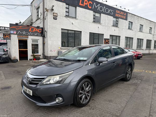 Toyota Avensis Saloon, Diesel, 2012, Grey