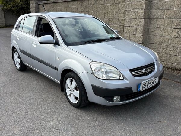 Kia Rio Hatchback, Diesel, 2009, Silver