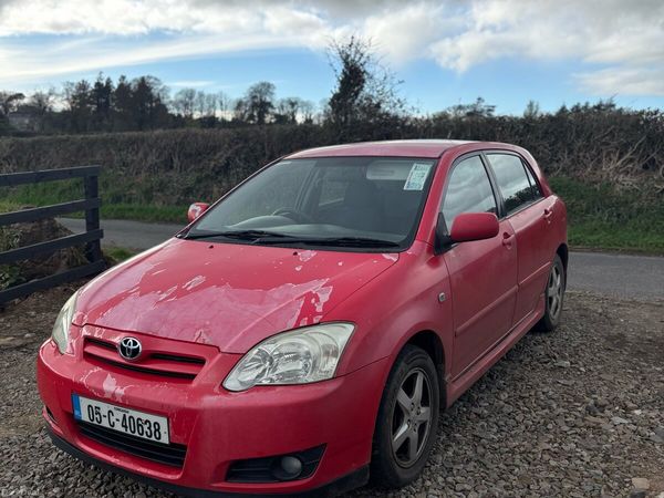 Toyota Corolla Hatchback, Diesel, 2005, Red