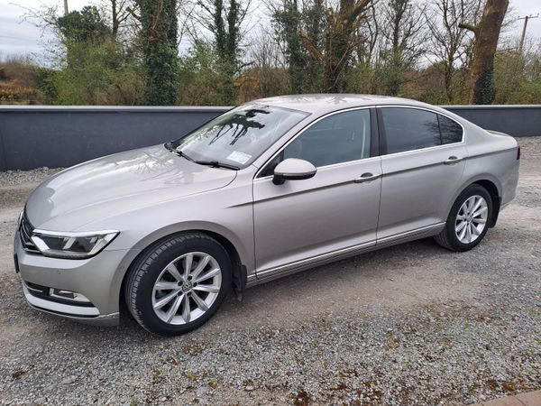 Volkswagen Passat Saloon, Diesel, 2016, Silver