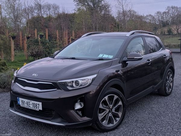 Kia Stonic Estate/Jeep, Diesel, 2019, Brown