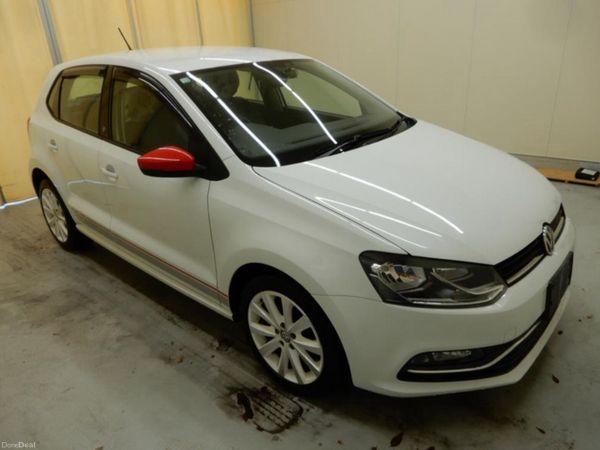 Volkswagen Polo Hatchback, Petrol, 2016, White