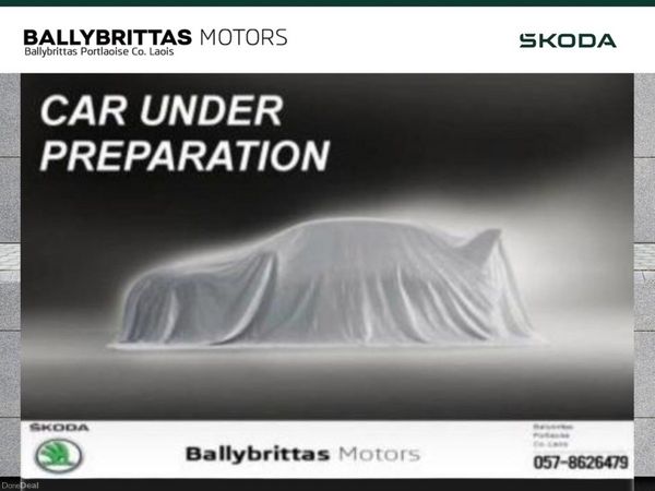 Skoda Octavia Saloon, Diesel, 2019, Red