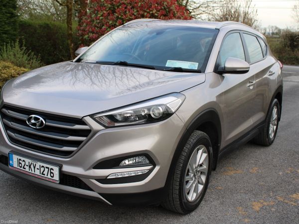 Hyundai Tucson SUV, Diesel, 2016, Beige
