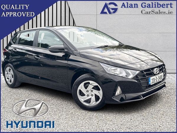 Hyundai i20 Hatchback, Petrol, 2023, Black