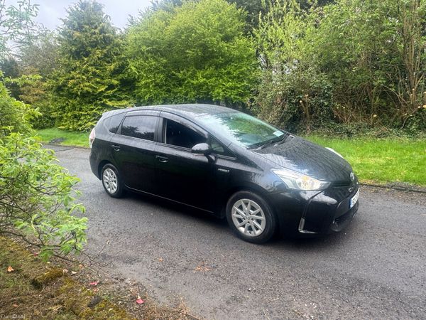 Toyota Prius MPV, Petrol Hybrid, 2015, Black