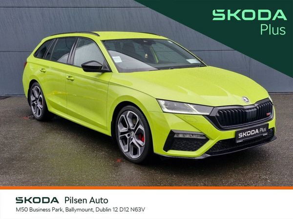 Skoda Octavia Estate, Petrol, 2023, Green