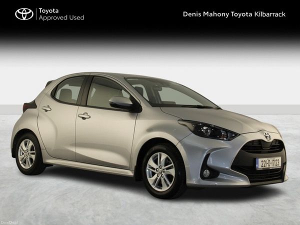 Toyota Yaris Hatchback, Petrol Hybrid, 2022, Grey