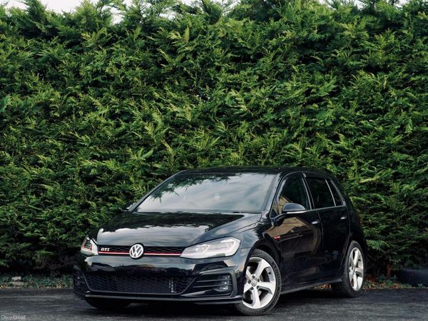 Volkswagen Golf Hatchback, Petrol, 2018, Black