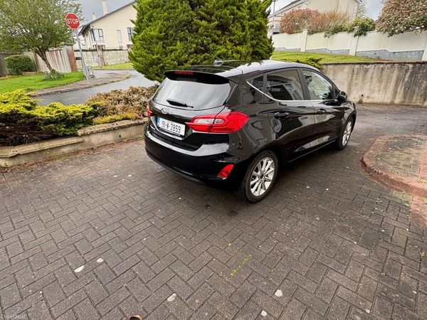Ford Fiesta Hatchback, Petrol, 2019, Black