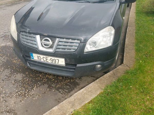 Nissan Qashqai Hatchback, Diesel, 2010, Black