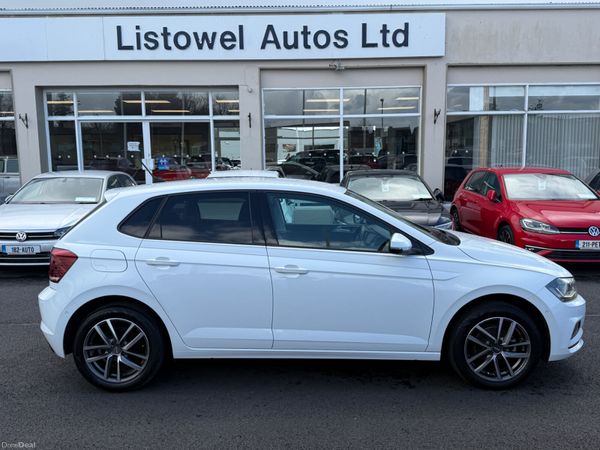 Volkswagen Polo Hatchback, Petrol, 2018, White