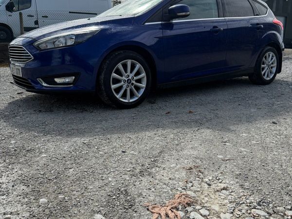 Ford Focus Hatchback, Diesel, 2018, Blue