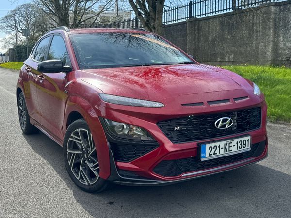 Hyundai KONA MPV, Petrol, 2022, Red