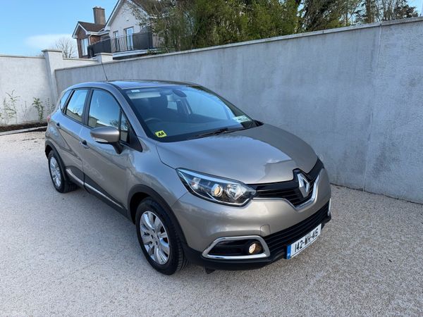Renault Captur Hatchback, Diesel, 2014, Gold
