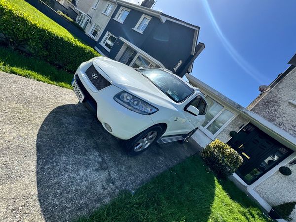 Hyundai Santa Fe SUV, Diesel, 2009, White