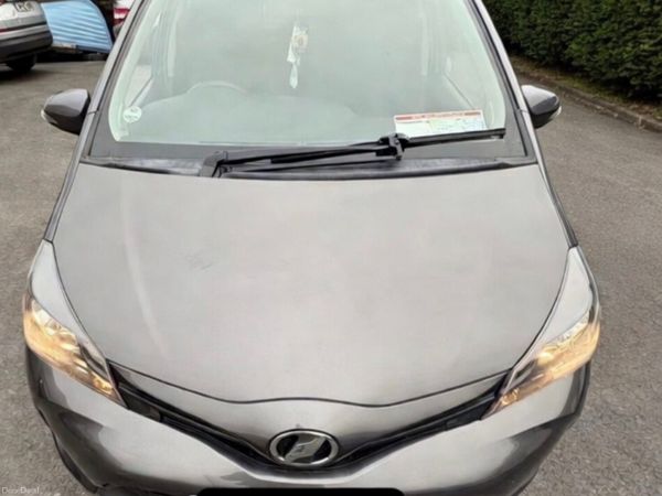 Toyota Vitz Hatchback, Petrol, 2015, Grey