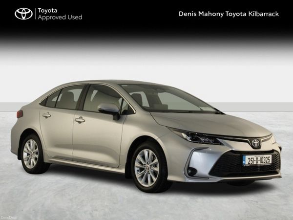 Toyota Corolla Saloon, Petrol Hybrid, 2025, Silver