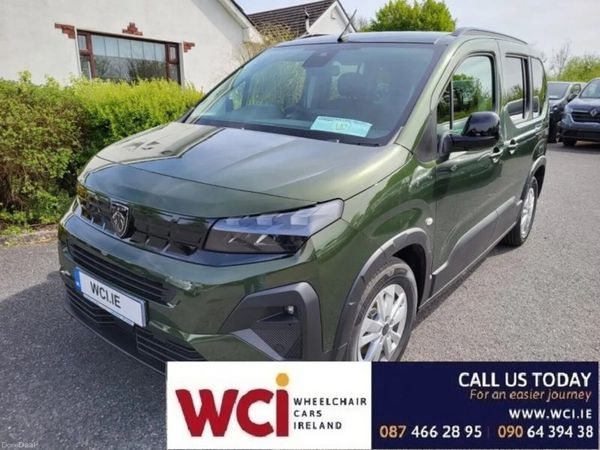 Peugeot Rifter MPV, Diesel, 2025, Green