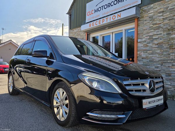 Mercedes-Benz B-Class Hatchback, Petrol, 2012, Black