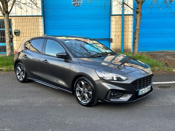 Ford Focus Hatchback, Diesel, 2020, Grey