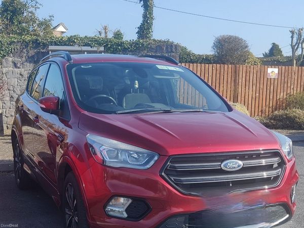 Ford Kuga SUV, Diesel, 2019, Red