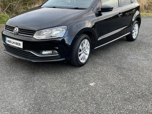 Volkswagen Polo Hatchback, Diesel, 2014, Black